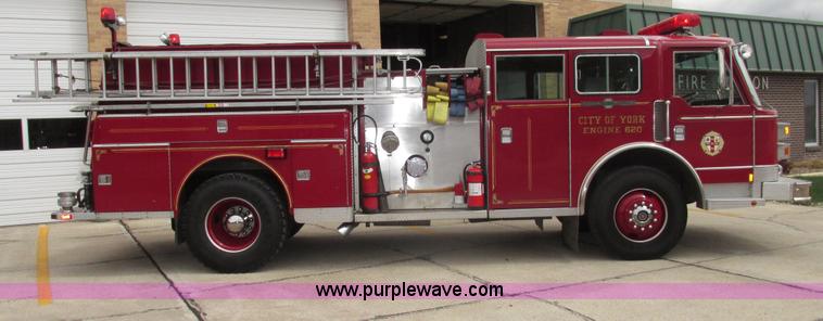 image for item F7366 1992 American Lafrance Century 2000 pumper fire truck