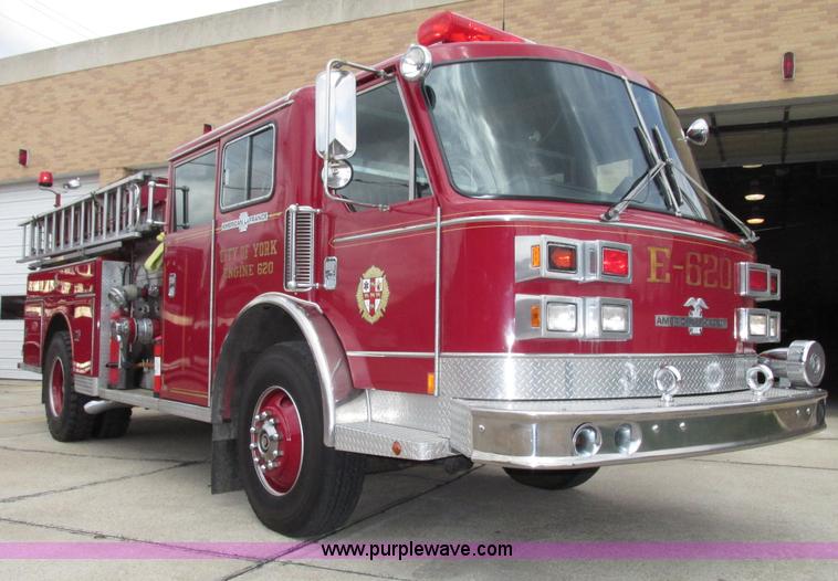 image for item F7366 1992 American Lafrance Century 2000 pumper fire truck