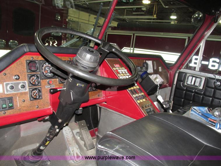 image for item F7366 1992 American Lafrance Century 2000 pumper fire truck