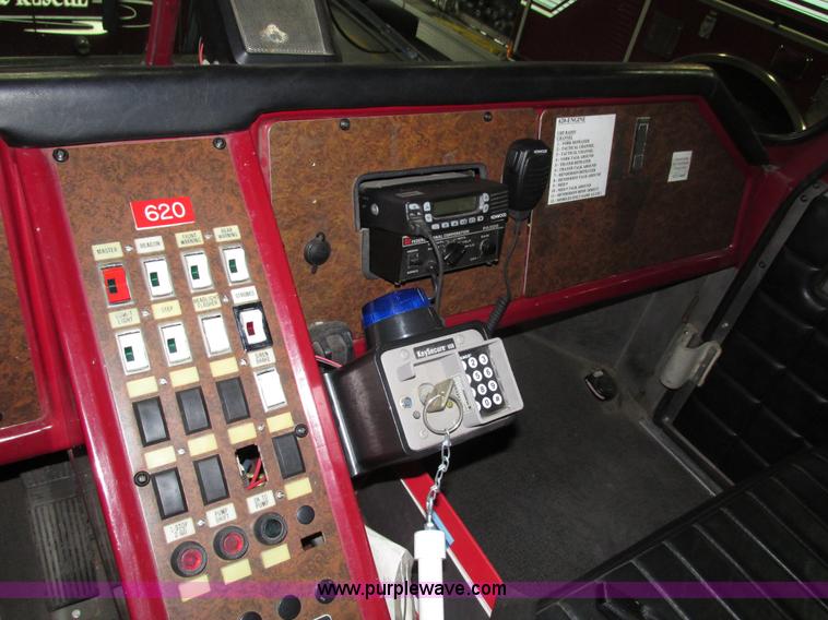 image for item F7366 1992 American Lafrance Century 2000 pumper fire truck