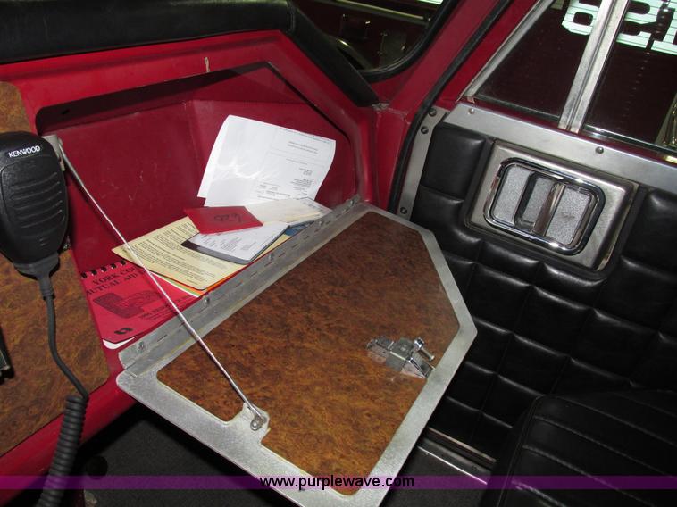 image for item F7366 1992 American Lafrance Century 2000 pumper fire truck