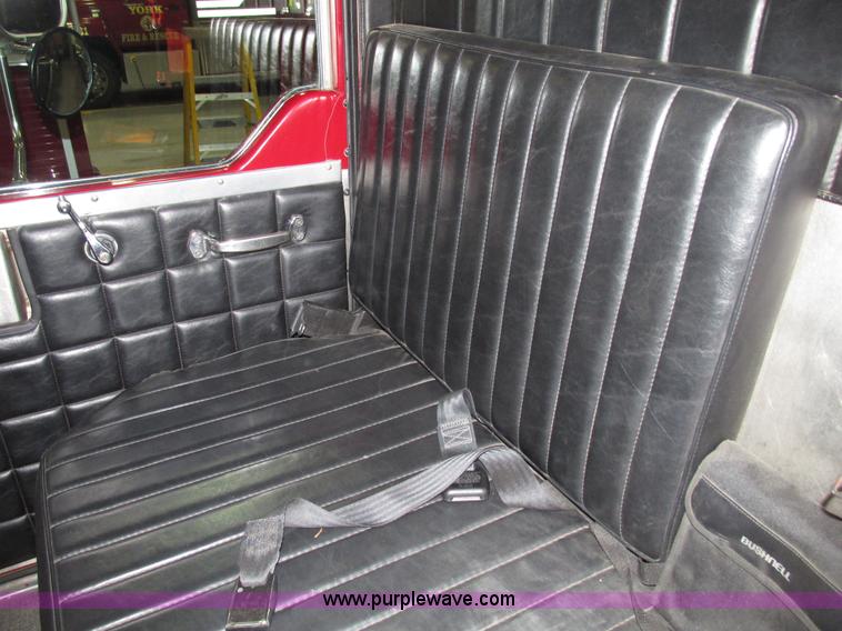 image for item F7366 1992 American Lafrance Century 2000 pumper fire truck