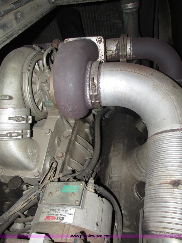 image for item F7366 1992 American Lafrance Century 2000 pumper fire truck