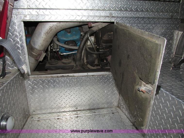 image for item F7366 1992 American Lafrance Century 2000 pumper fire truck