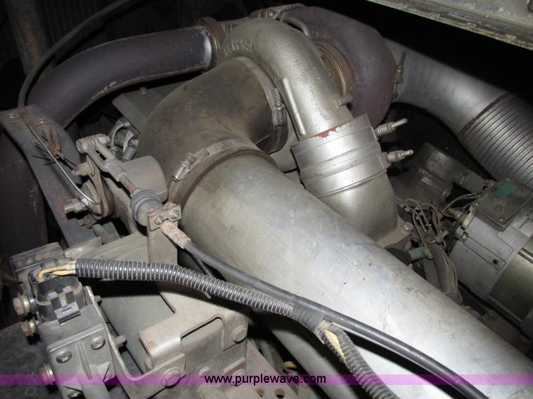 image for item F7366 1992 American Lafrance Century 2000 pumper fire truck