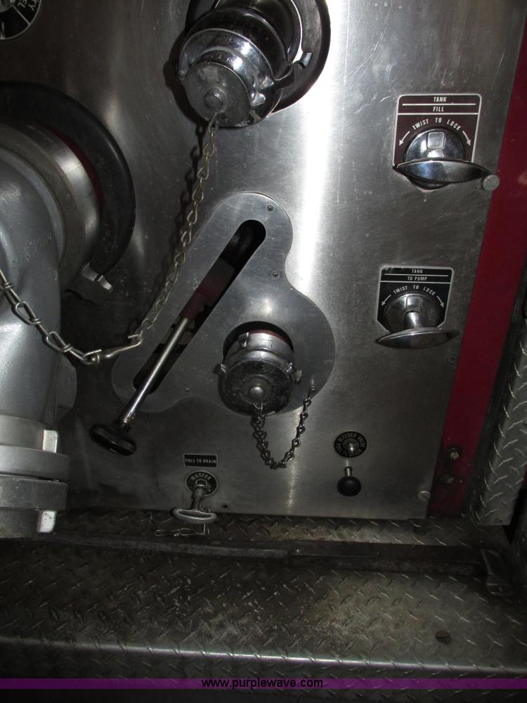 image for item F7366 1992 American Lafrance Century 2000 pumper fire truck