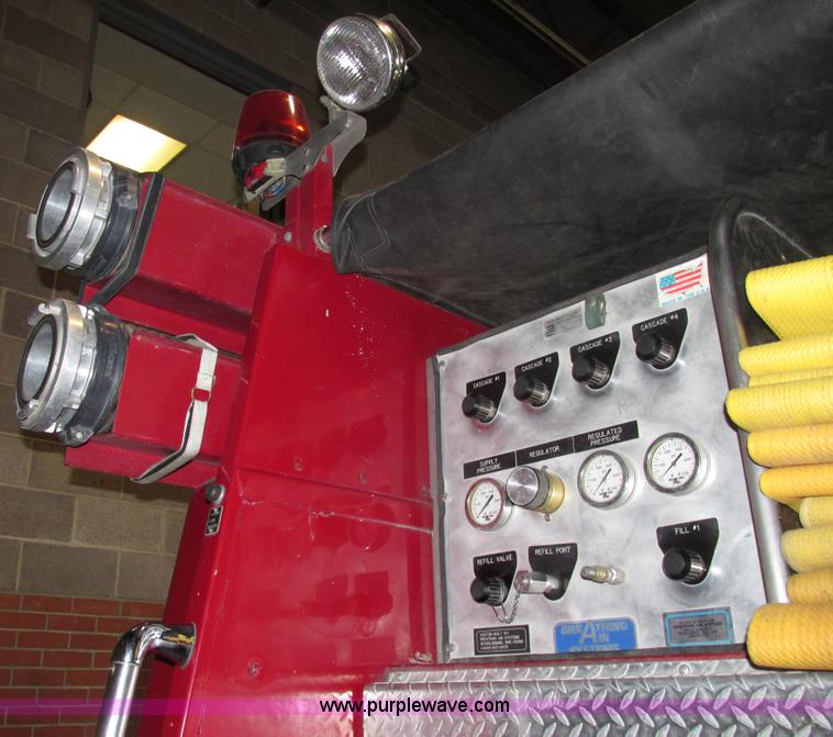 image for item F7366 1992 American Lafrance Century 2000 pumper fire truck