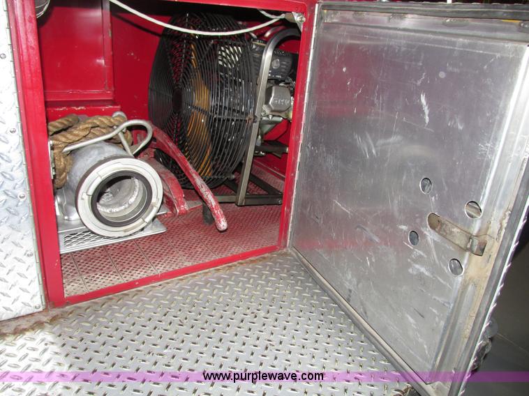image for item F7366 1992 American Lafrance Century 2000 pumper fire truck