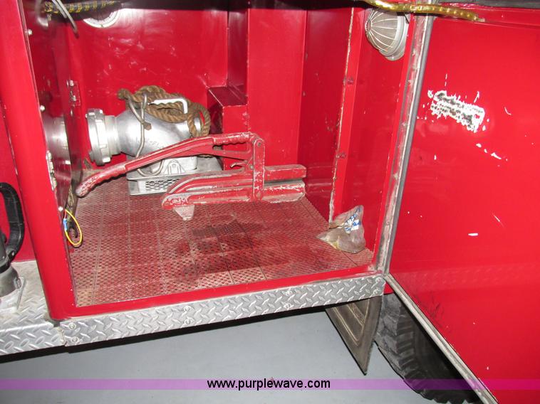 image for item F7366 1992 American Lafrance Century 2000 pumper fire truck