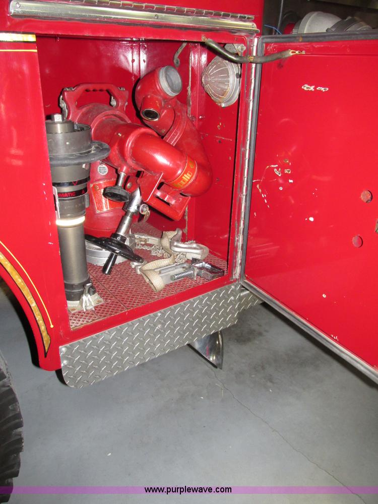 image for item F7366 1992 American Lafrance Century 2000 pumper fire truck