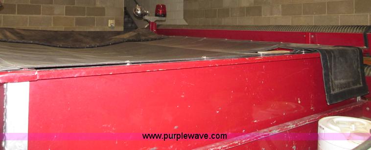 image for item F7366 1992 American Lafrance Century 2000 pumper fire truck