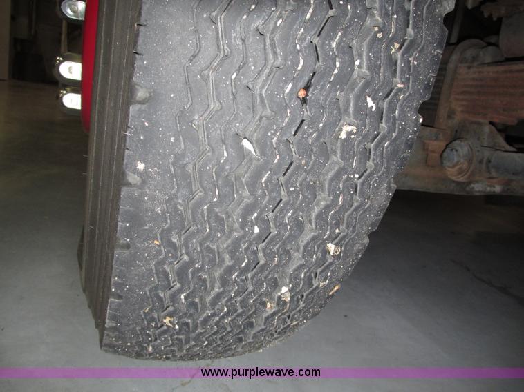 image for item F7366 1992 American Lafrance Century 2000 pumper fire truck