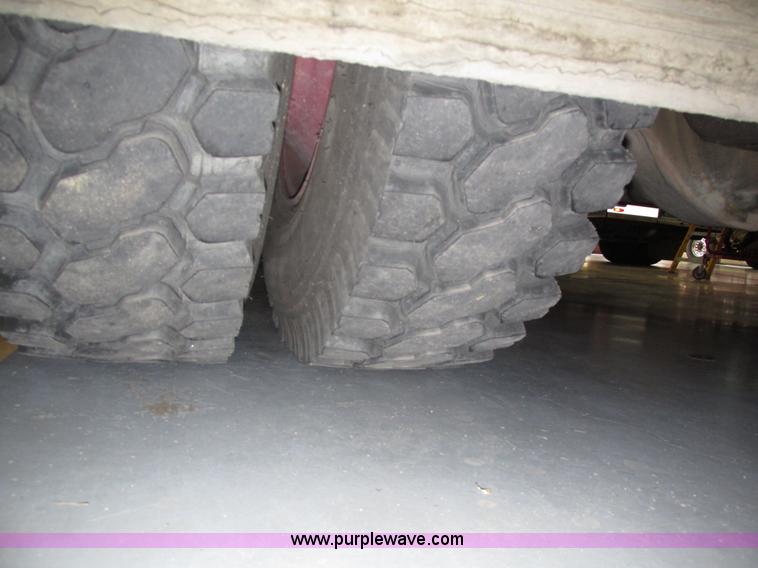 image for item F7366 1992 American Lafrance Century 2000 pumper fire truck