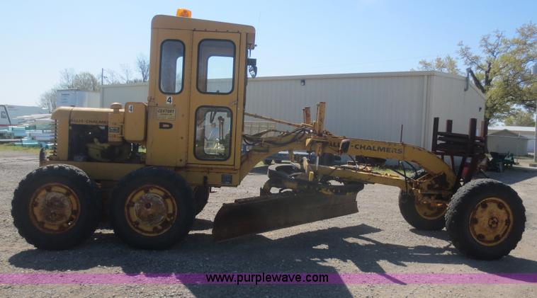 image for item F8235 1968 Allis-Chalmers D motor grader