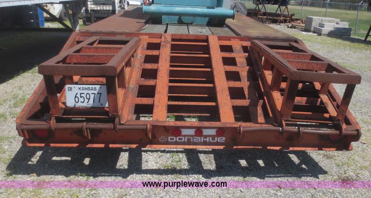 image for item F8241 1985 Donahue D18BR equipment trailer