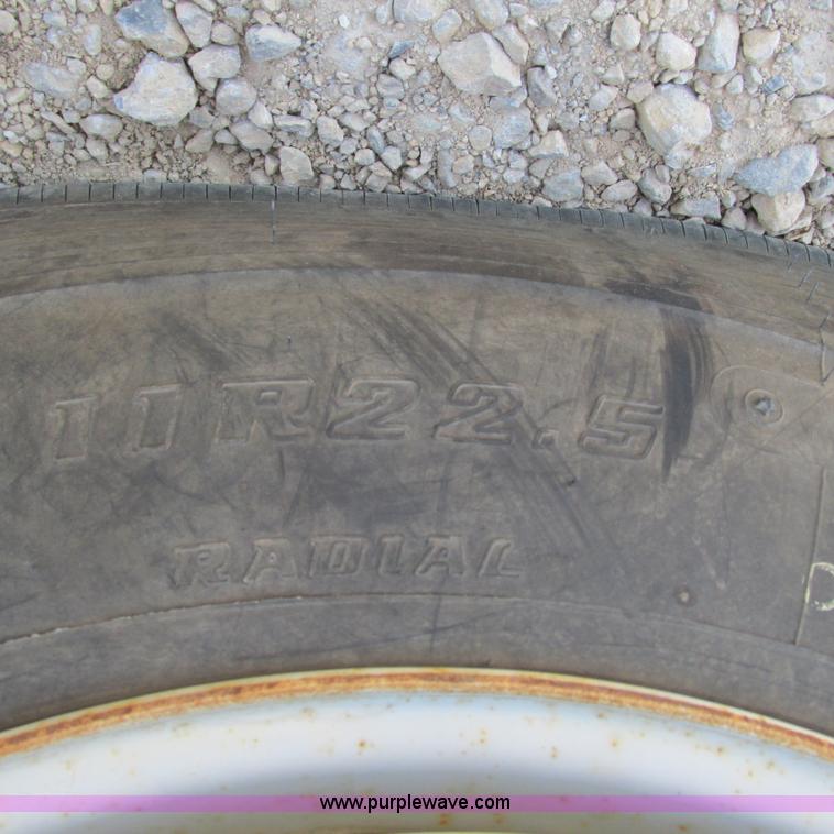 image for item G9305 1995 GMC TopKick service truck