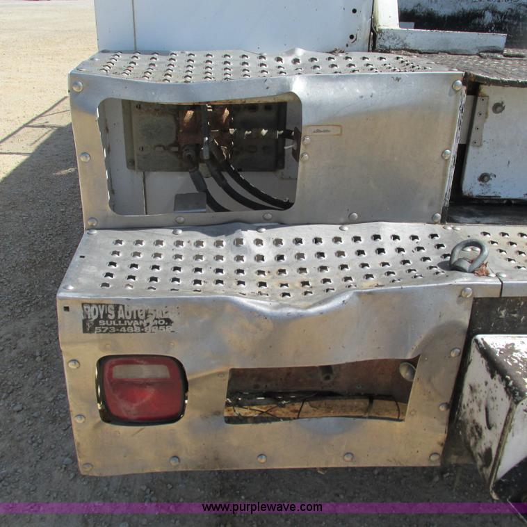 image for item G9305 1995 GMC TopKick service truck