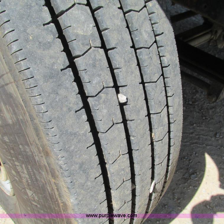 image for item G9305 1995 GMC TopKick service truck