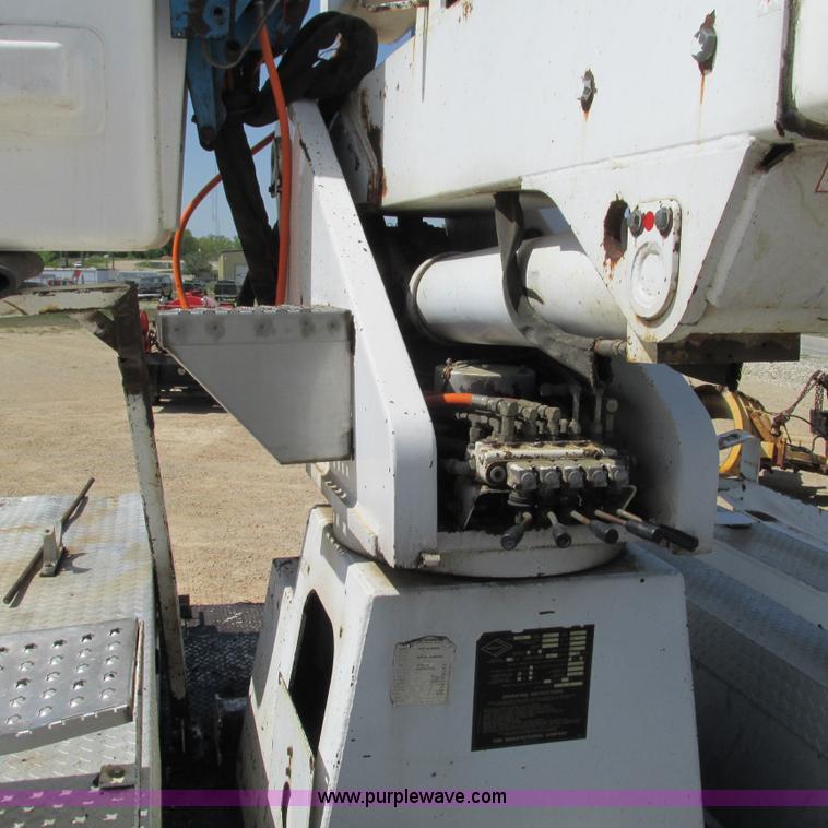 image for item G9305 1995 GMC TopKick service truck