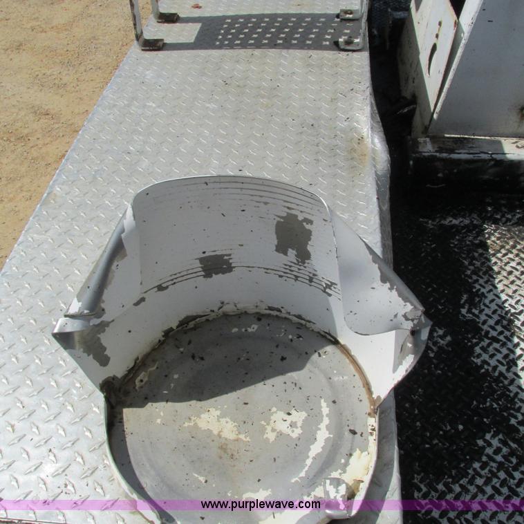 image for item G9305 1995 GMC TopKick service truck