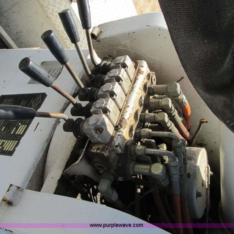 image for item G9305 1995 GMC TopKick service truck