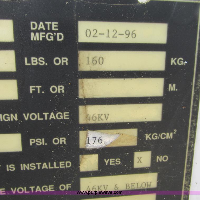 image for item G9305 1995 GMC TopKick service truck