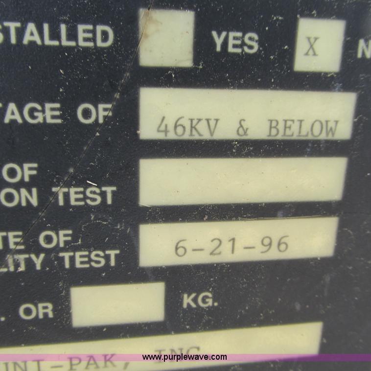 image for item G9305 1995 GMC TopKick service truck