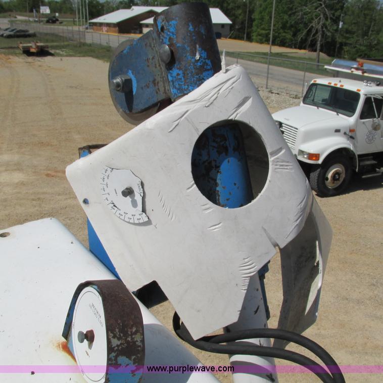 image for item G9305 1995 GMC TopKick service truck