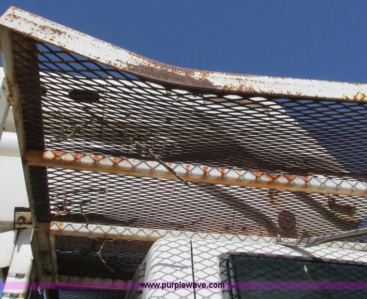 image for item G9305 1995 GMC TopKick service truck