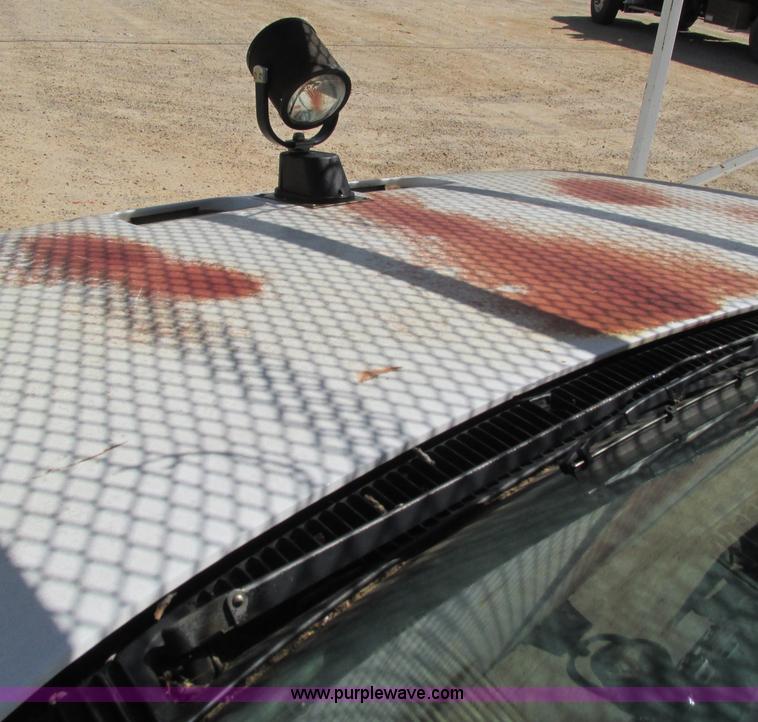 image for item G9305 1995 GMC TopKick service truck