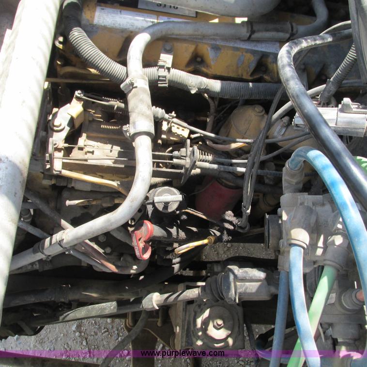 image for item G9305 1995 GMC TopKick service truck