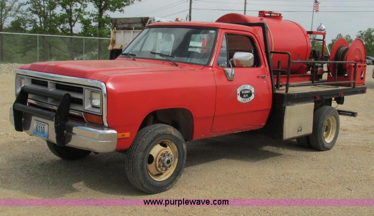 image for item G9307 1990 Dodge W350 pumper fire truck