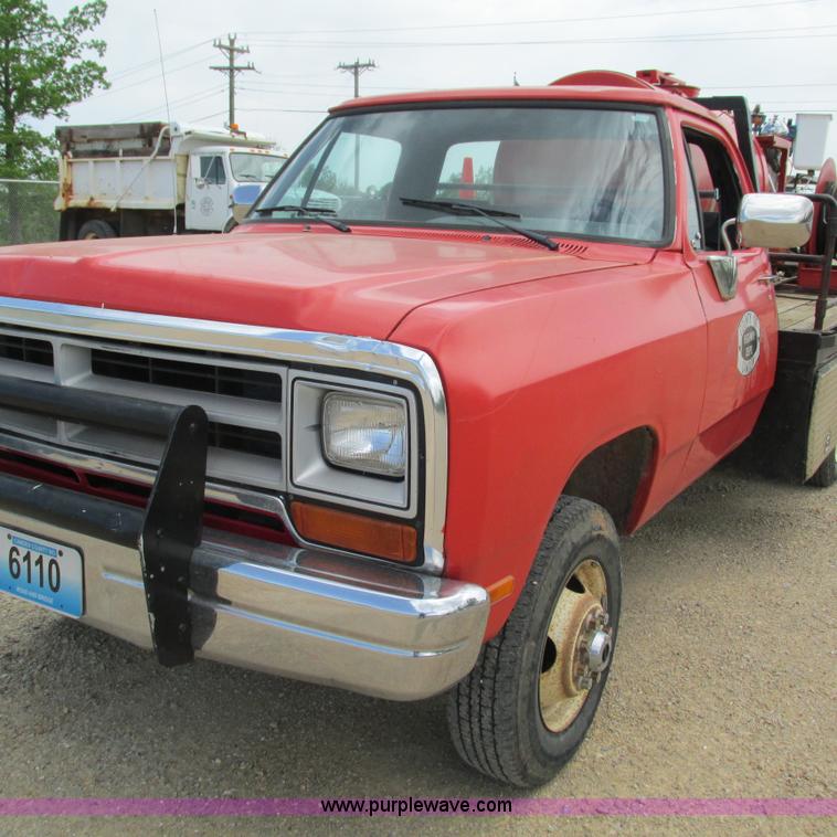 image for item G9307 1990 Dodge W350 pumper fire truck