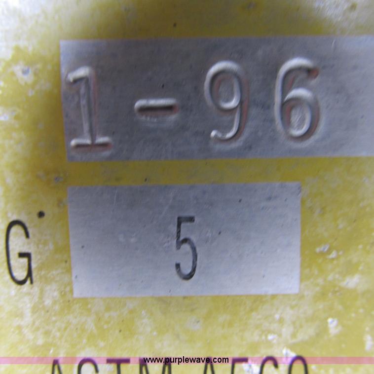 image for item G9310 1996 Ford F800 oil distribution truck