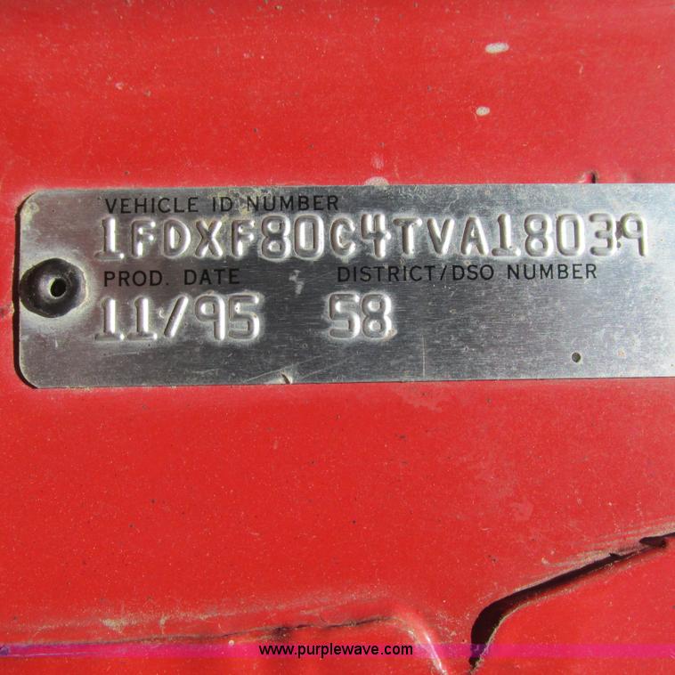 image for item G9310 1996 Ford F800 oil distribution truck