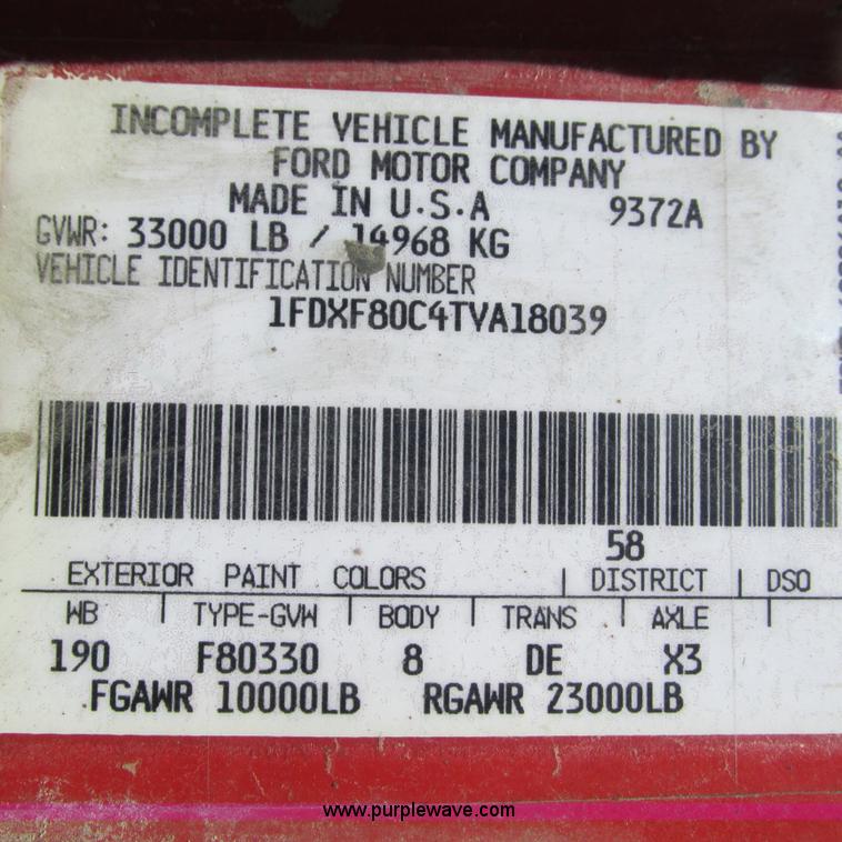 image for item G9310 1996 Ford F800 oil distribution truck