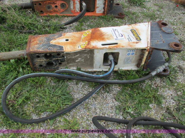 image for item G9317 Stanley 956-07 hammer