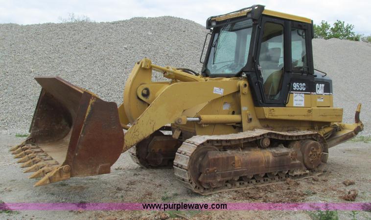 image for item G9318 2000 Caterpillar 953C track loader