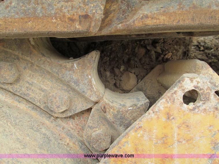 image for item G9318 2000 Caterpillar 953C track loader