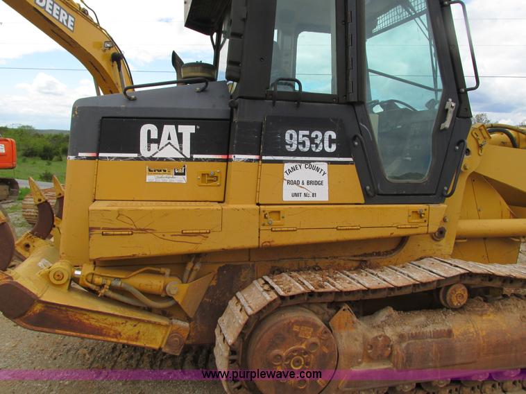 image for item G9318 2000 Caterpillar 953C track loader