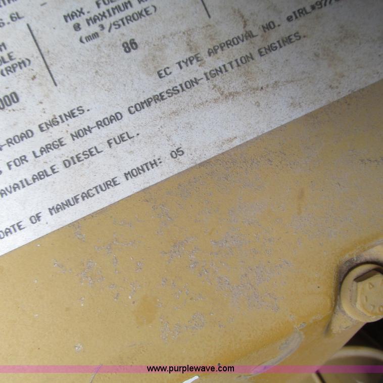 image for item G9318 2000 Caterpillar 953C track loader