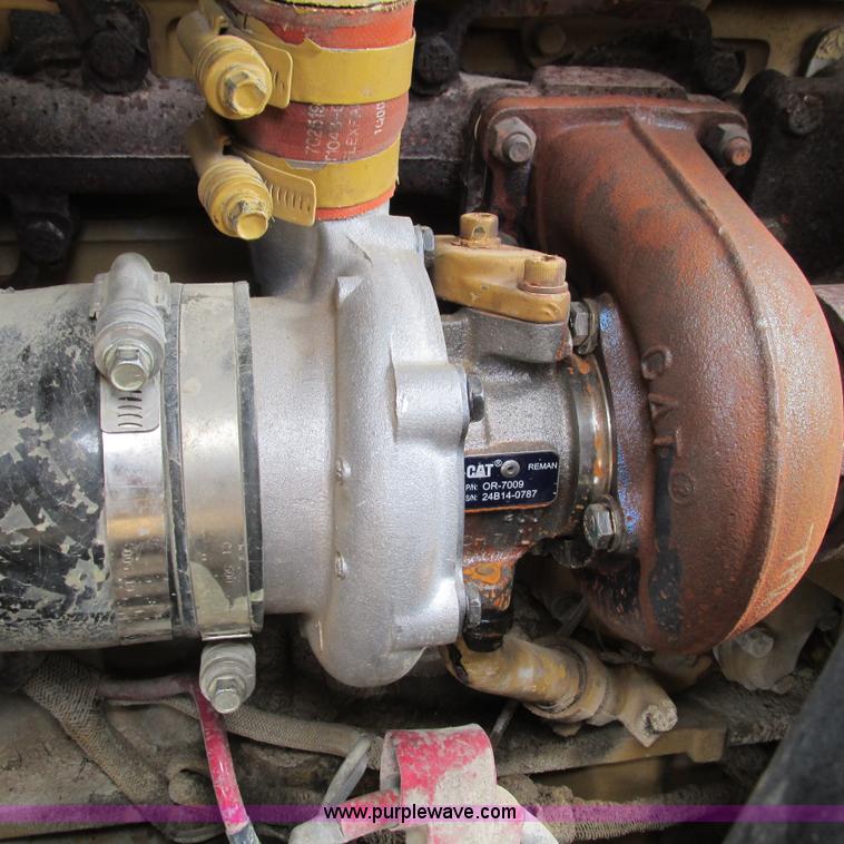 image for item G9318 2000 Caterpillar 953C track loader