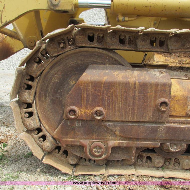image for item G9318 2000 Caterpillar 953C track loader