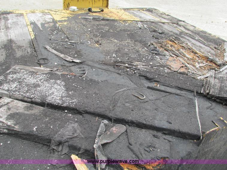 image for item G9319 1993 Homemade 40 ton equipment trailer