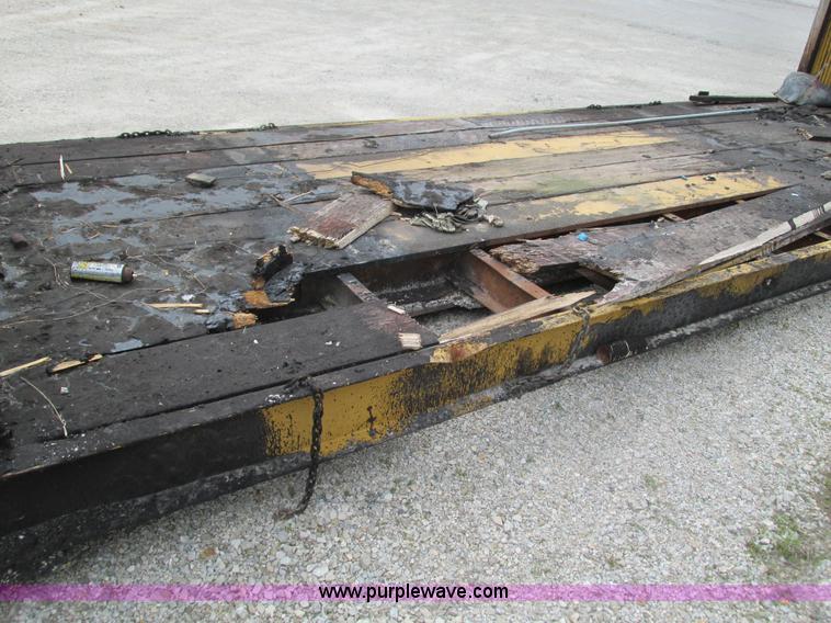 image for item G9319 1993 Homemade 40 ton equipment trailer