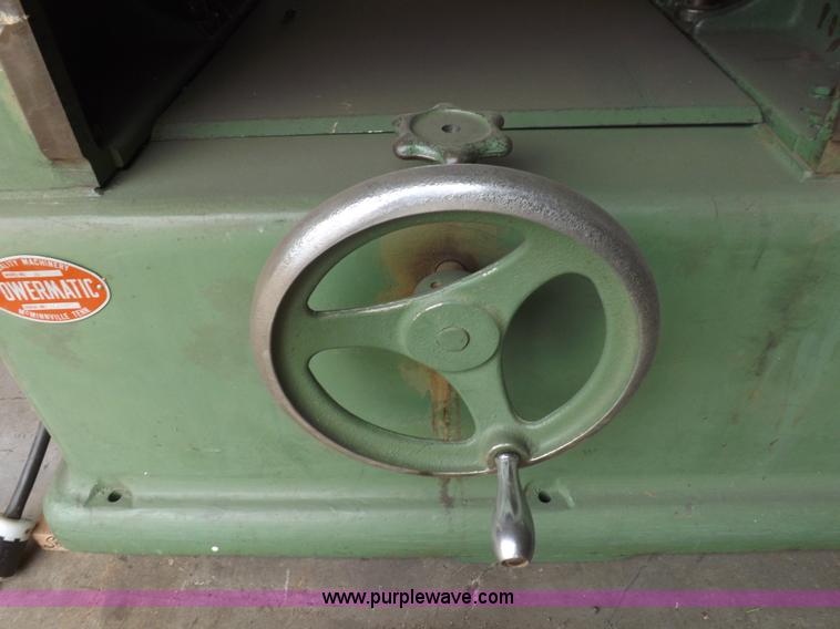 image for item H1899 Powermatic 221 wood planer