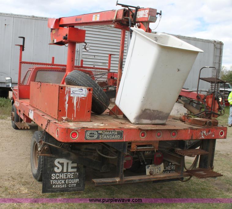 image for item H2053 1990 Ford F450 Super Duty bucket truck