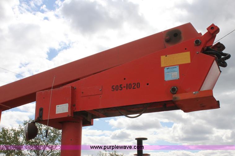 image for item H2053 1990 Ford F450 Super Duty bucket truck