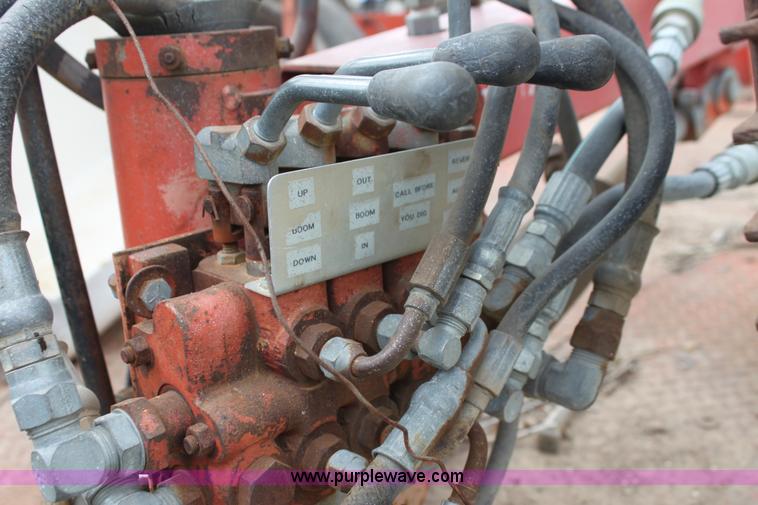 image for item H2053 1990 Ford F450 Super Duty bucket truck