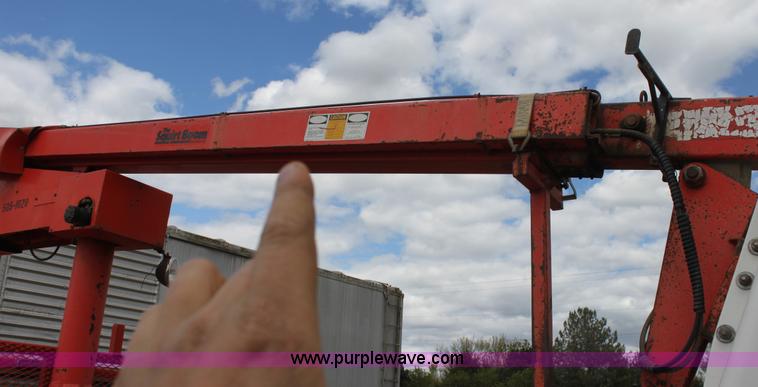 image for item H2053 1990 Ford F450 Super Duty bucket truck